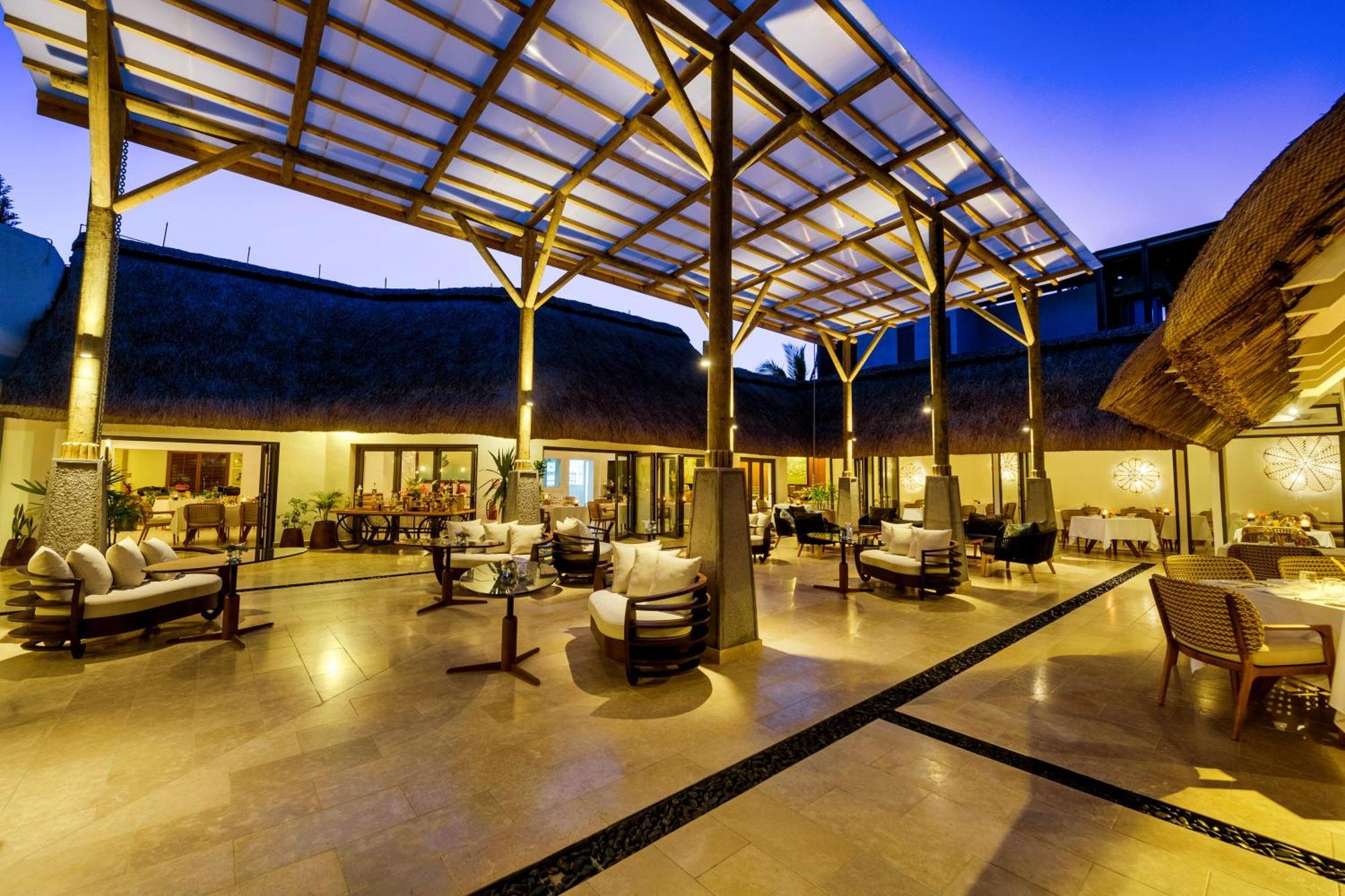 ซีเซนซ์ บูติก โฮเทล แอนด์ สปา - สำหรับผู้ใหญ่เท่านั้น Hotel เบลล์ แมร์ ภายนอก รูปภาพ The interior of the resort